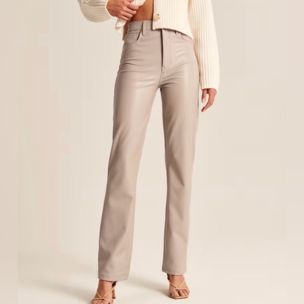 Abercrombie & Fitch 90s Ultra High Rise Curve Love Straight Pant
